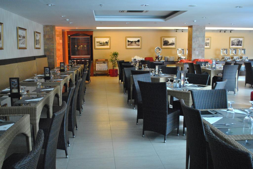יוגיאקרטה Hotel Arjuna מראה חיצוני תמונה