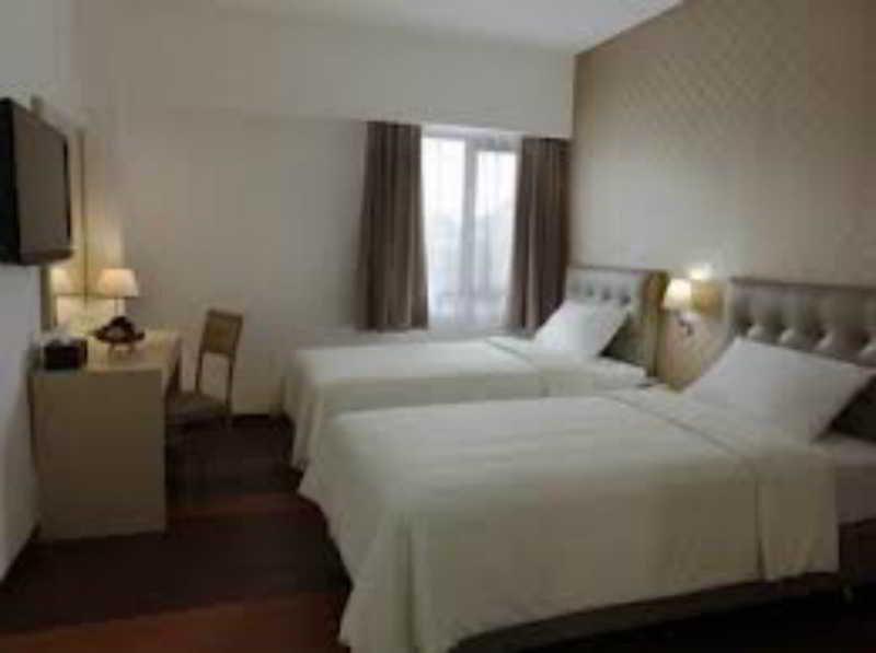יוגיאקרטה Hotel Arjuna מראה חיצוני תמונה