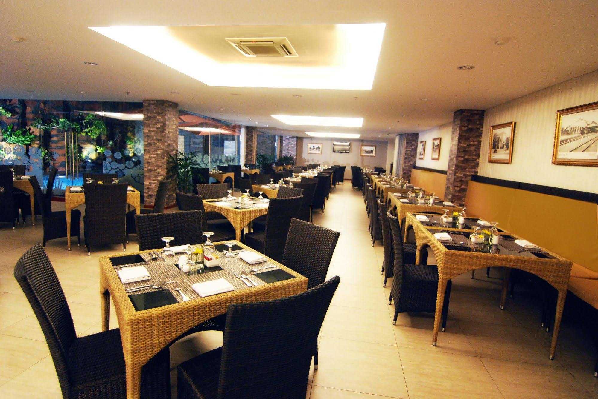 יוגיאקרטה Hotel Arjuna מראה חיצוני תמונה